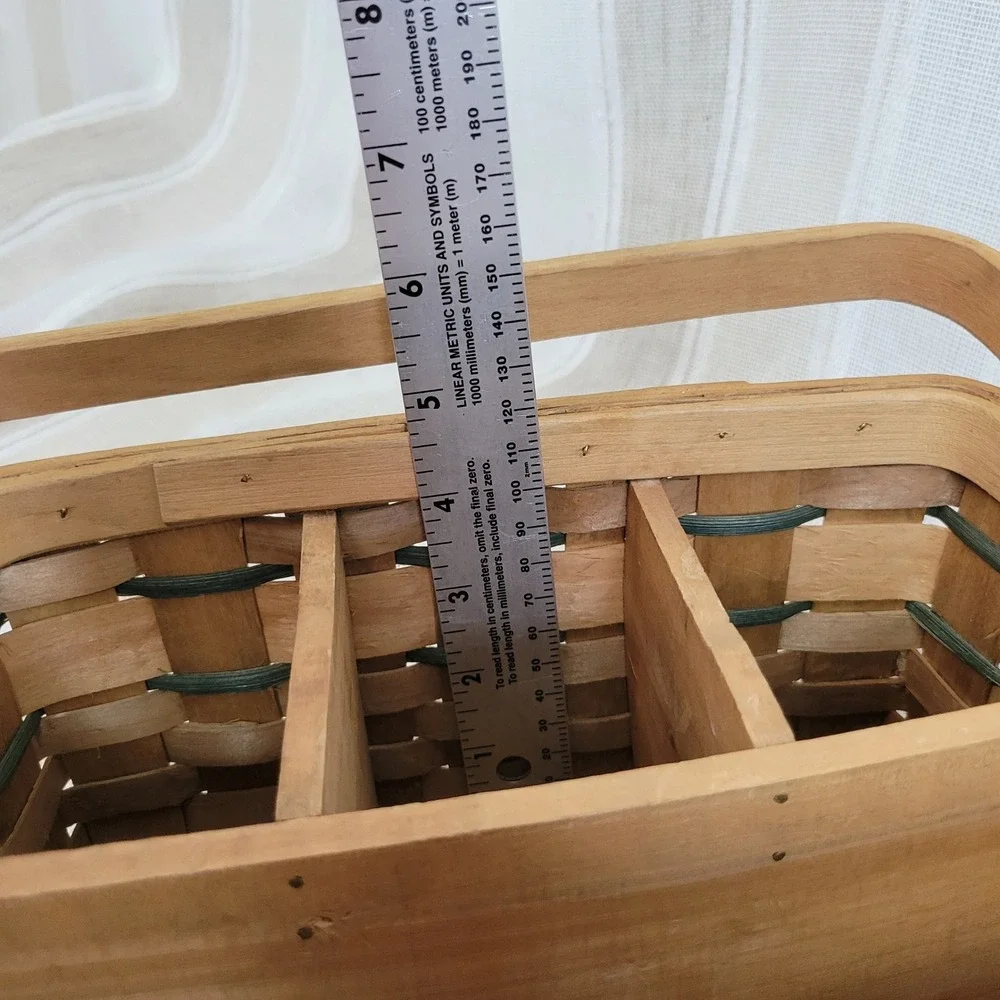 Woven Picnic Basket Rectangle Apples Decoration Silverware and Plates Holder